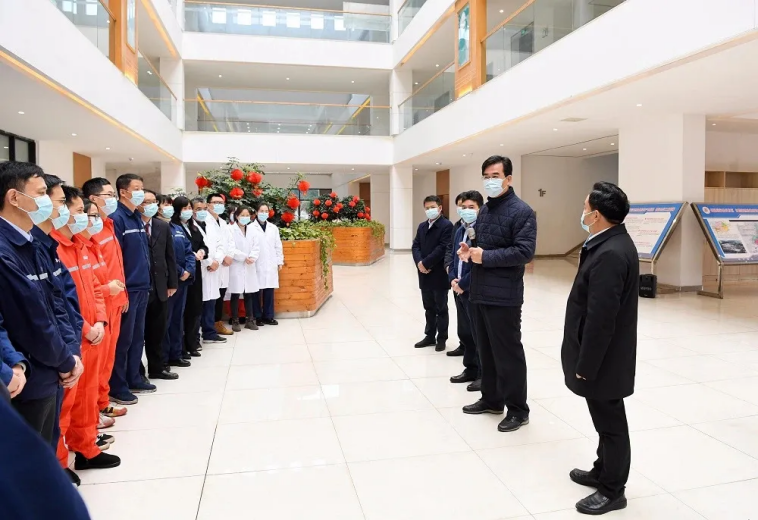 ����ʡί����ǡ�ʡ�������ο��������ҵ����פ��ְԱ