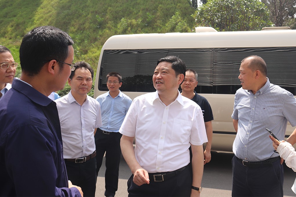 ��������������������������ռʱ��ح�Ľ�ƽһ�е����ŵ�88������վ�������в���ҵ����