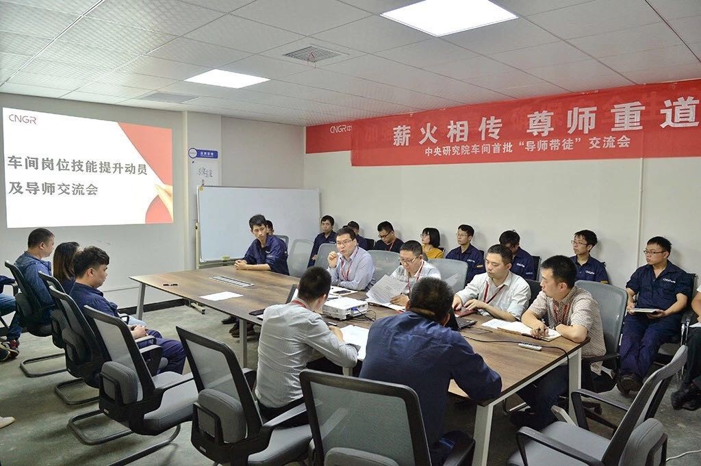 �����ж�ح��߽���2000Ԫ������������������λ��������������������ս��