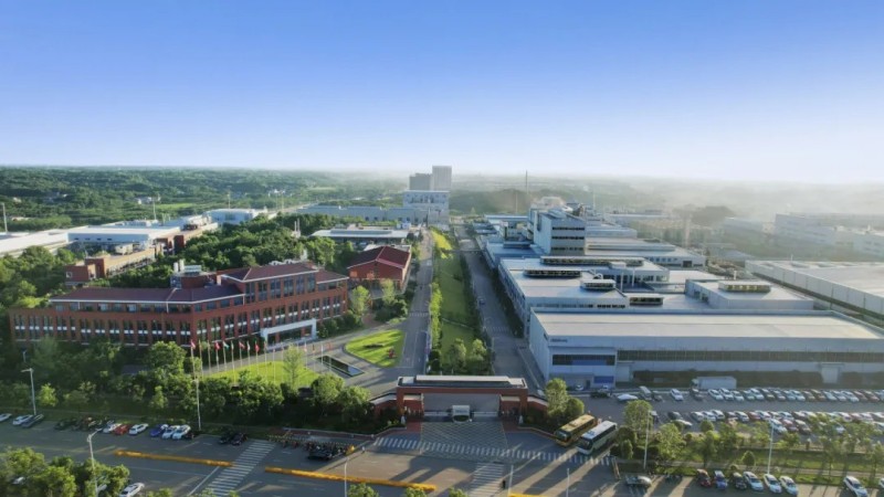 ����Ψ�����ŵ�88������վ���������һ�廯�ʽ��Ӫҵ�Ե���ҵ