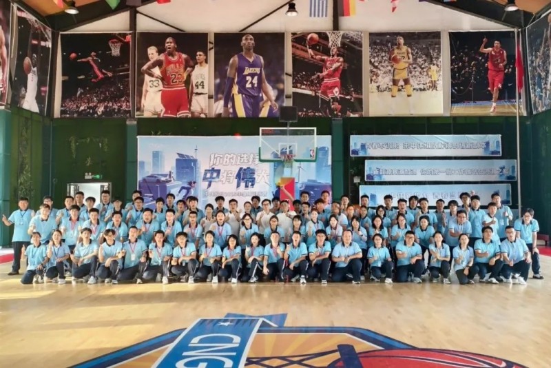 ����ӥѵ��Ӫ��Բ����Ӫ�����������ŵ�88������վ�ɷ�2025��У���������³�