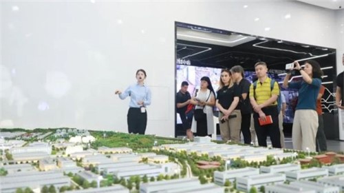 ����ý��ڶ������������11�Һ���������ý��ɷ��ŵ�88������վ