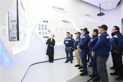 ���ϴ�ѧұ�𹤳̹��ʰะ�ŵ�88������վ��չ�״���ѧ�˶�