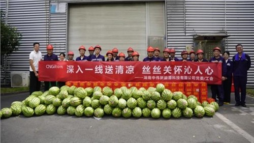 �������ľ�ע������|�ŵ�88������վ�ɷ�����һ�߿�չ����������Ա����עϵ���˶�